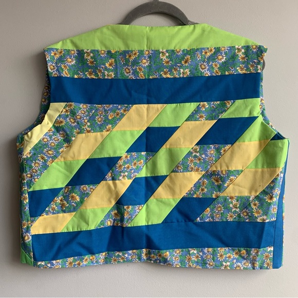 Vintage Floral Patchwork Vest ~ Reversible - Picture 5 of 5